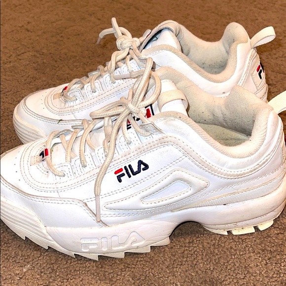 Filas - Picture 2 of 2